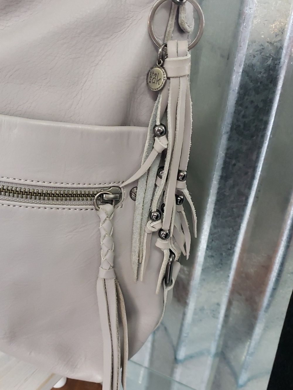 THE SAK Leather Shoulder Bag in Light Taupe - Brand: (unbranded) - Picture 2 of 9
